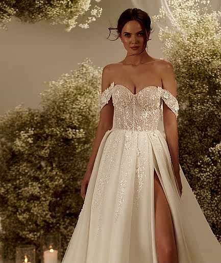 Esmee Bridal 2025, нови сватбени рокли, нови булчински рокли, нова колекция, сватбена рокля, булчинска рокля, булчински рокли, сватбени рокли, булчински рокли с ръкави, булченски рокли, булчински рокли с дантела, булчински рокли с гол гръб, обемни булчински рокли, булчински рокли принцеса, цветни булчински рокли, евтини булчински рокли, бели булчински рокли, булчински рокли 2020, сватбени рокли 2020, колекции 2020, сватбени рокли софия, булчински рокли софия, сватбени рокли цени, булчински рокли цени, best friday sale, trunk show, нова колекция, колекции 2025