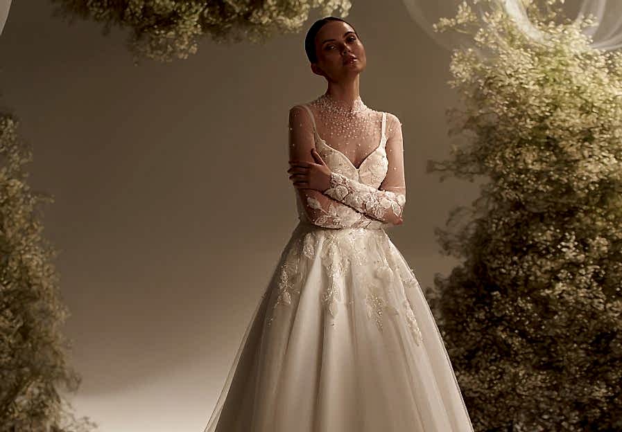 Esmee Bridal 2025, нови сватбени рокли, нови булчински рокли, нова колекция, сватбена рокля, булчинска рокля, булчински рокли, сватбени рокли, булчински рокли с ръкави, булченски рокли, булчински рокли с дантела, булчински рокли с гол гръб, обемни булчински рокли, булчински рокли принцеса, цветни булчински рокли, евтини булчински рокли, бели булчински рокли, булчински рокли 2020, сватбени рокли 2020, колекции 2020, сватбени рокли софия, булчински рокли софия, сватбени рокли цени, булчински рокли цени, best friday sale, trunk show, нова колекция, колекции 2025